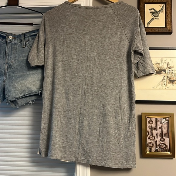 Anthropologie T-Shirt - Picture 6 of 6